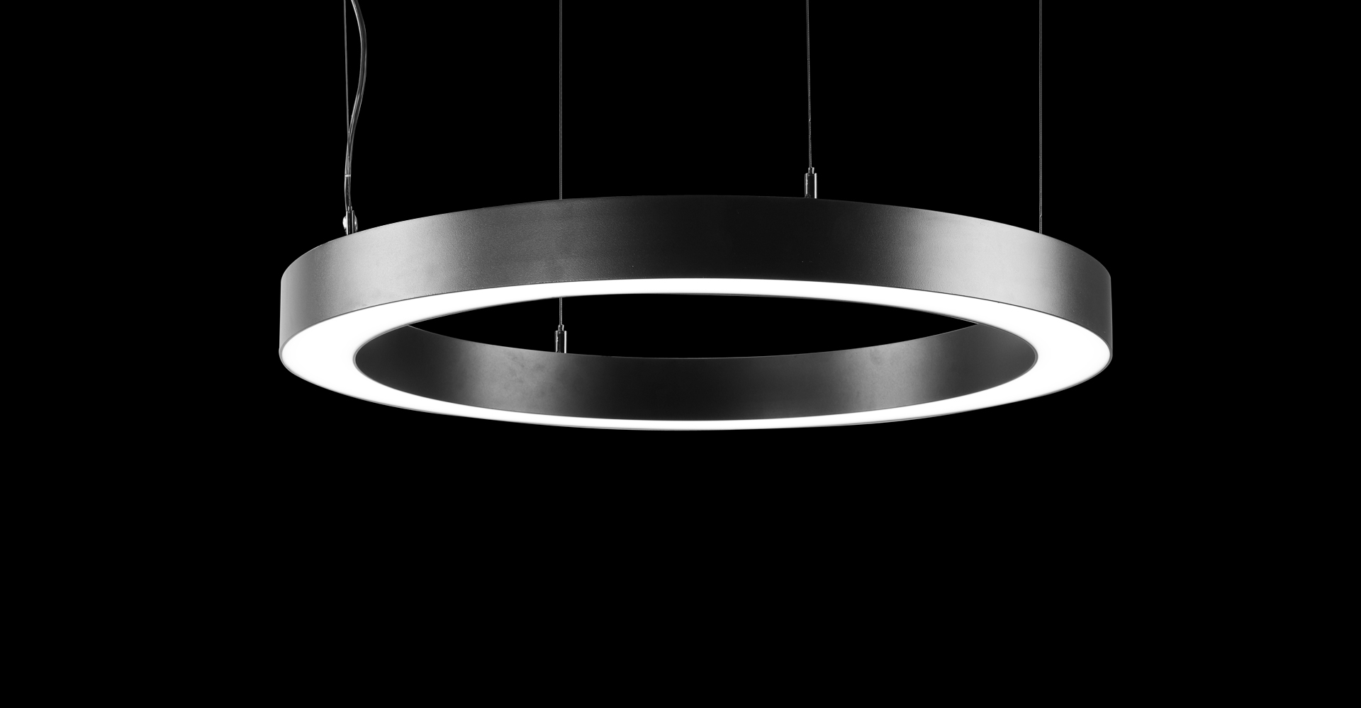 Ringleuchte aus dem Hause Lichtplanung Stiller Ringleuchte aus dem Hause Lichtplanung Stiller